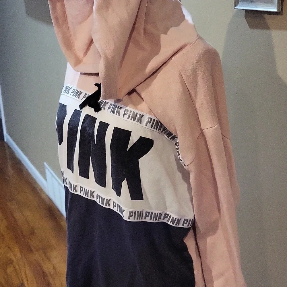 Victoria's Secret PINK Hoodie - Picture 4 of 12